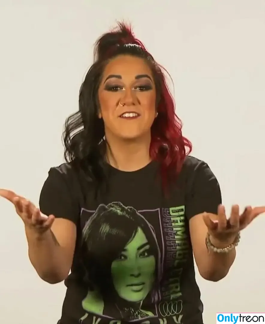 Bayley nude photo #0619 (Pamela Rose Martinez / bayley.r / itsmebayley)