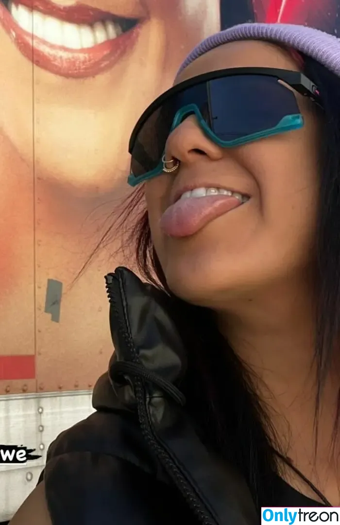 Bayley nude photo #0675 (Pamela Rose Martinez / bayley.r / itsmebayley)