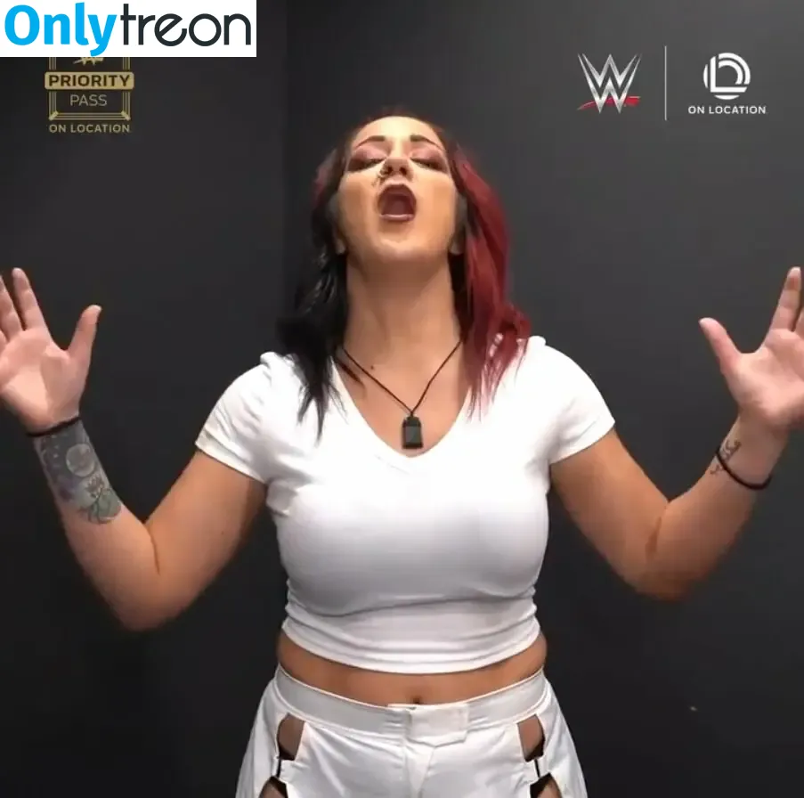 Bayley nude photo #0683 (Pamela Rose Martinez / bayley.r / itsmebayley)