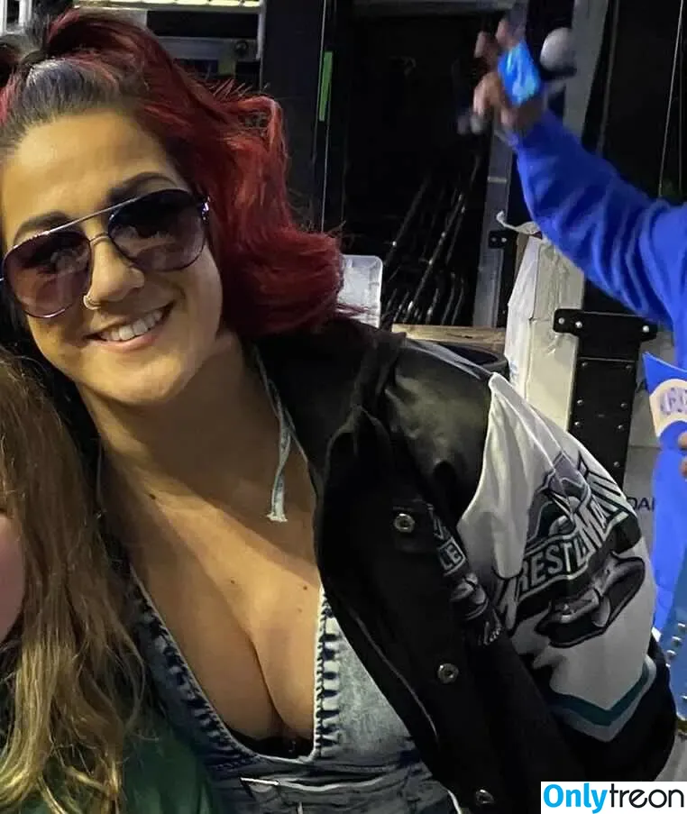 Bayley nude photo #0696 (Pamela Rose Martinez / bayley.r / itsmebayley)