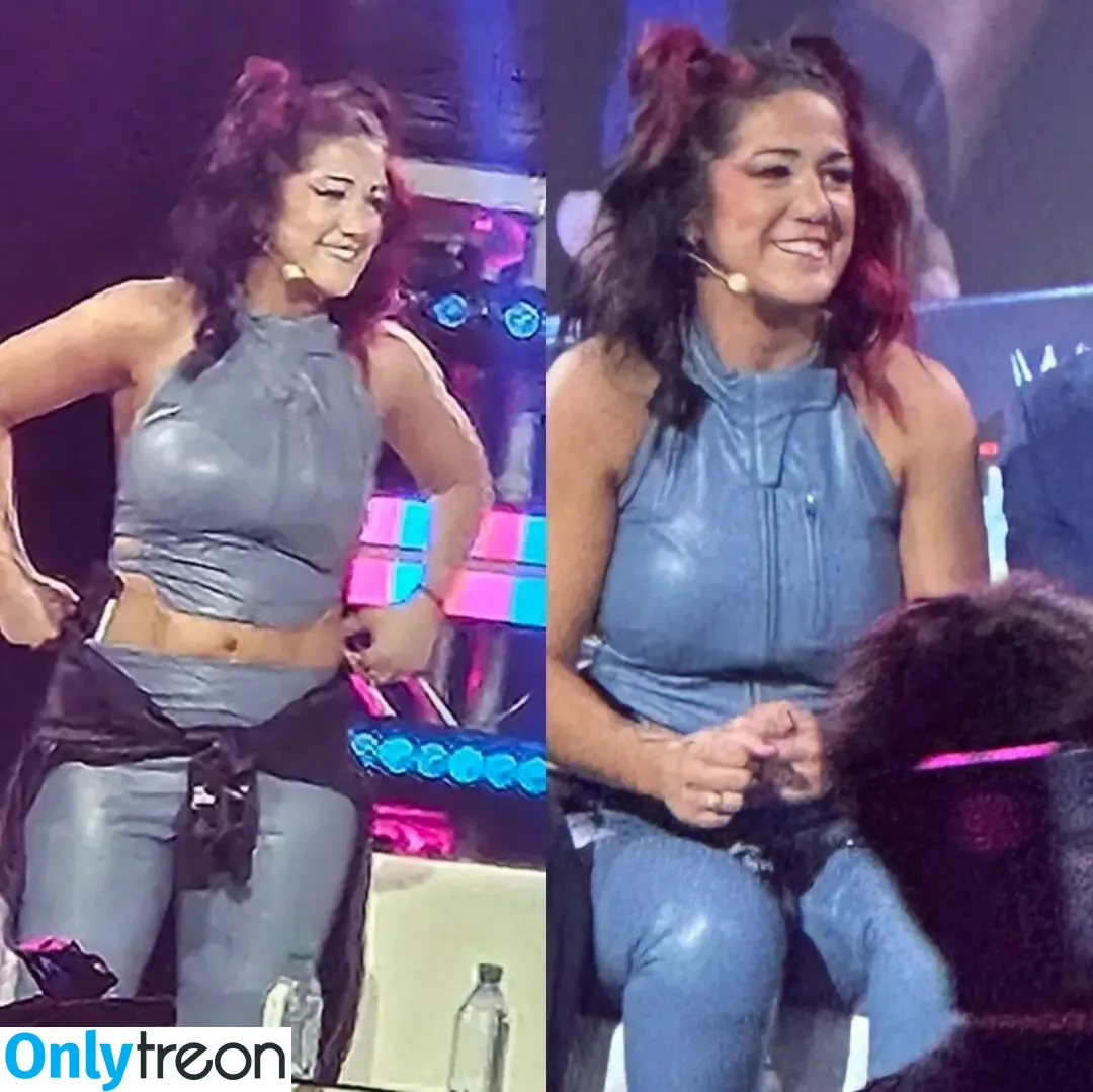 Bayley nude photo #0702 (Pamela Rose Martinez / bayley.r / itsmebayley)