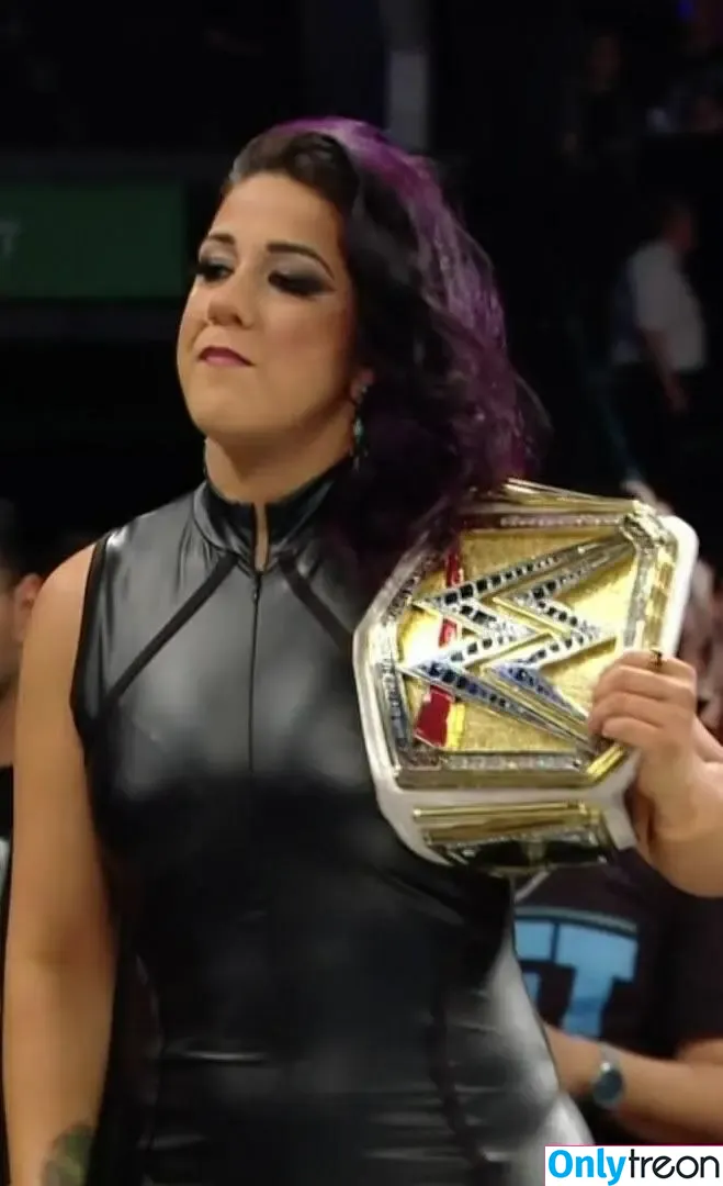 Bayley nude photo #0770 (Pamela Rose Martinez / bayley.r / itsmebayley)