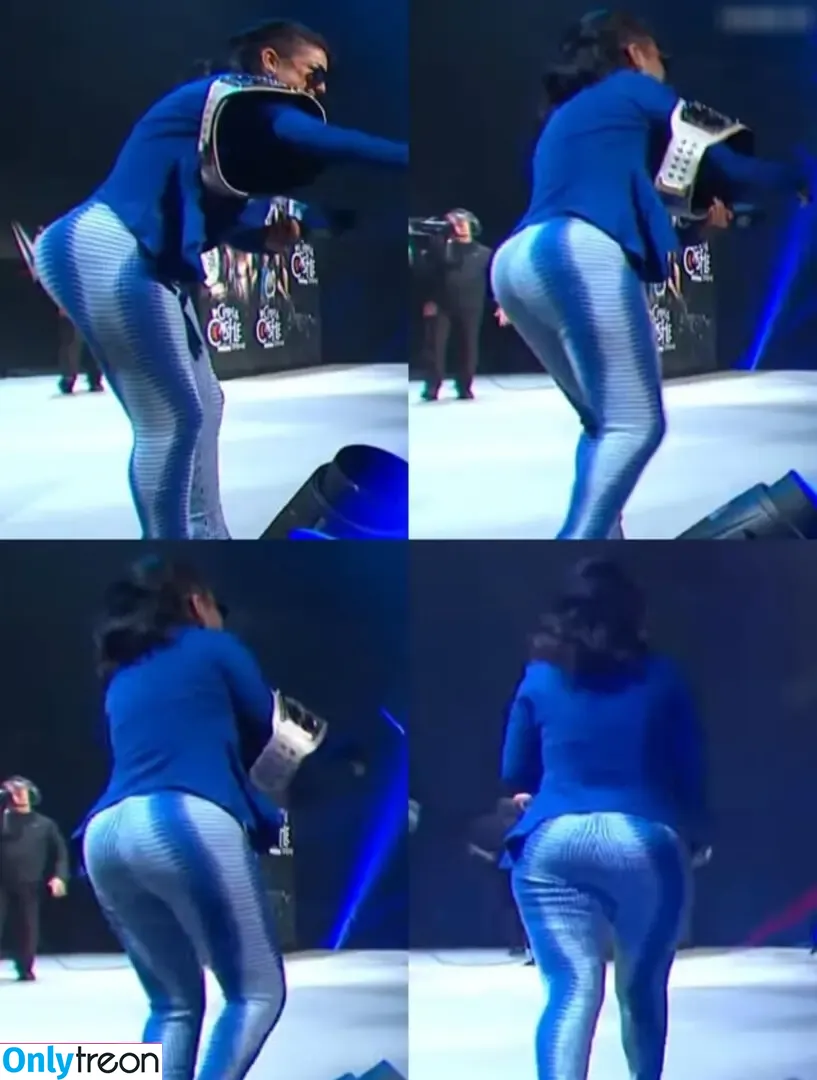Bayley nude photo #0886 (Pamela Rose Martinez / bayley.r / itsmebayley)