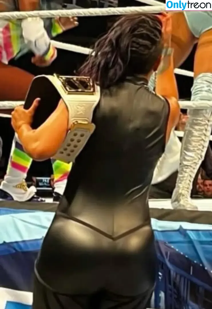 Bayley nude photo #0891 (Pamela Rose Martinez / bayley.r / itsmebayley)