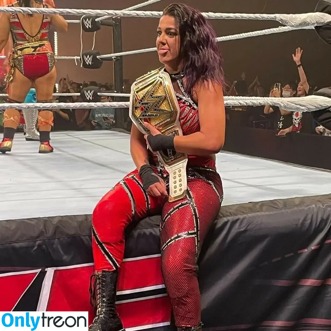 Bayley nude photo #0946 (Pamela Rose Martinez / bayley.r / itsmebayley)