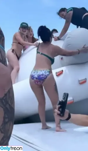 Bayley / Pamela Rose Martinez / bayley.r / itsmebayley nude photo #1446