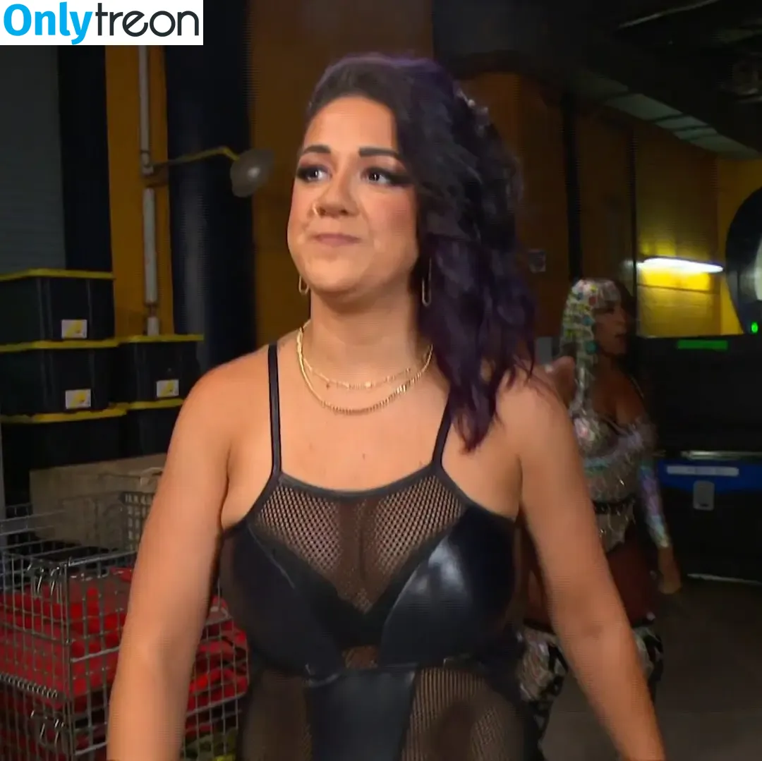 Bayley nude photo #1075 (Pamela Rose Martinez / bayley.r / itsmebayley)