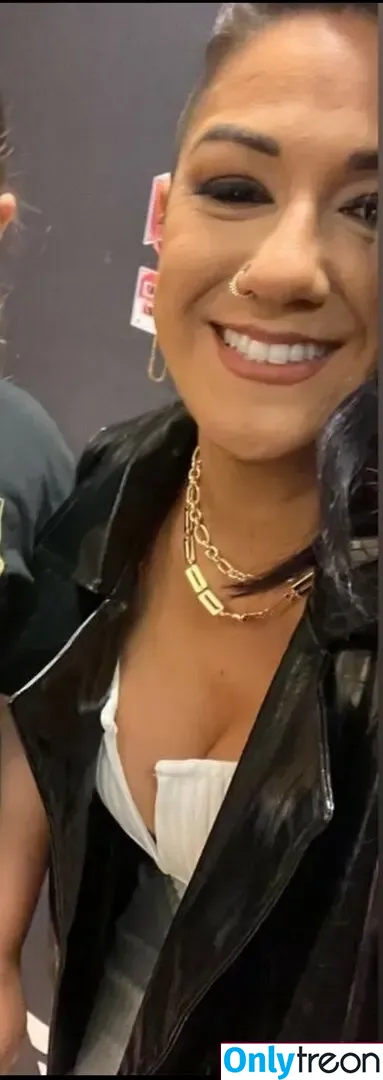 Bayley nude photo #1089 (Pamela Rose Martinez / bayley.r / itsmebayley)