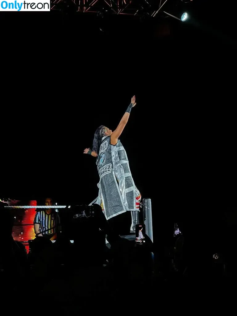 Bayley nude photo #1099 (Pamela Rose Martinez / bayley.r / itsmebayley)