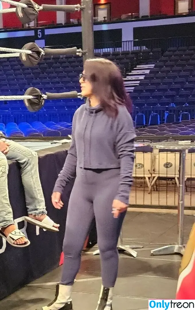 Bayley nude photo #1101 (Pamela Rose Martinez / bayley.r / itsmebayley)