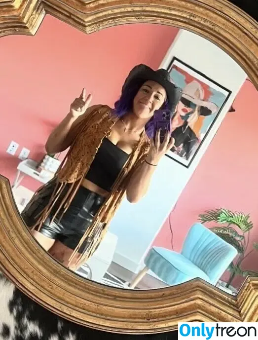 Bayley nude photo #1493 (Pamela Rose Martinez / bayley.r / itsmebayley)