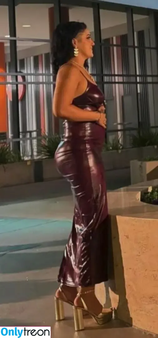 Bayley nude photo #1551 (Pamela Rose Martinez / bayley.r / itsmebayley)