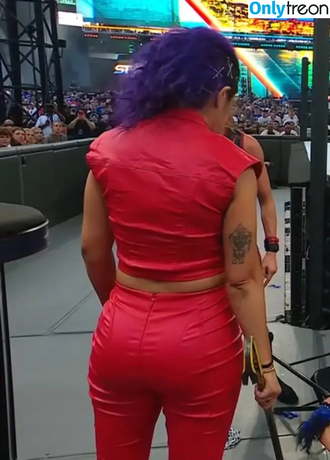 Bayley nude photo #1566 (Pamela Rose Martinez / bayley.r / itsmebayley)