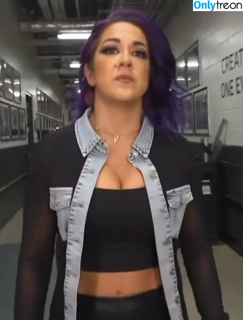 Bayley nude photo #1574 (Pamela Rose Martinez / bayley.r / itsmebayley)