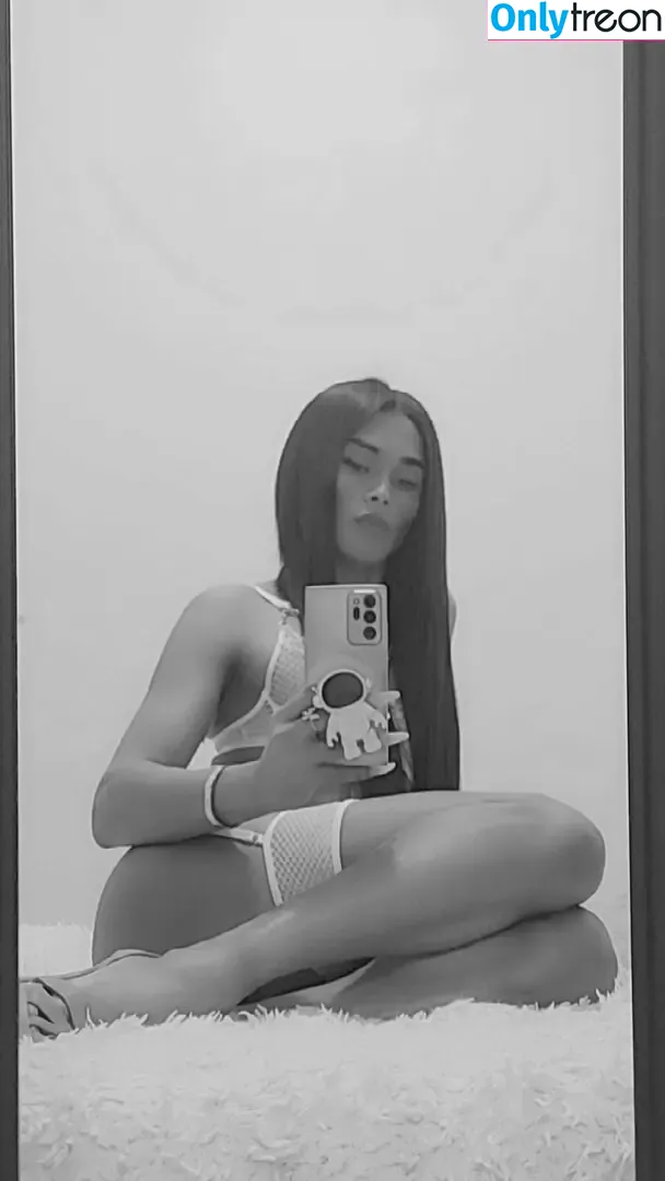 BB Bonny nude photo #0001 (behatite / bonnybunson)