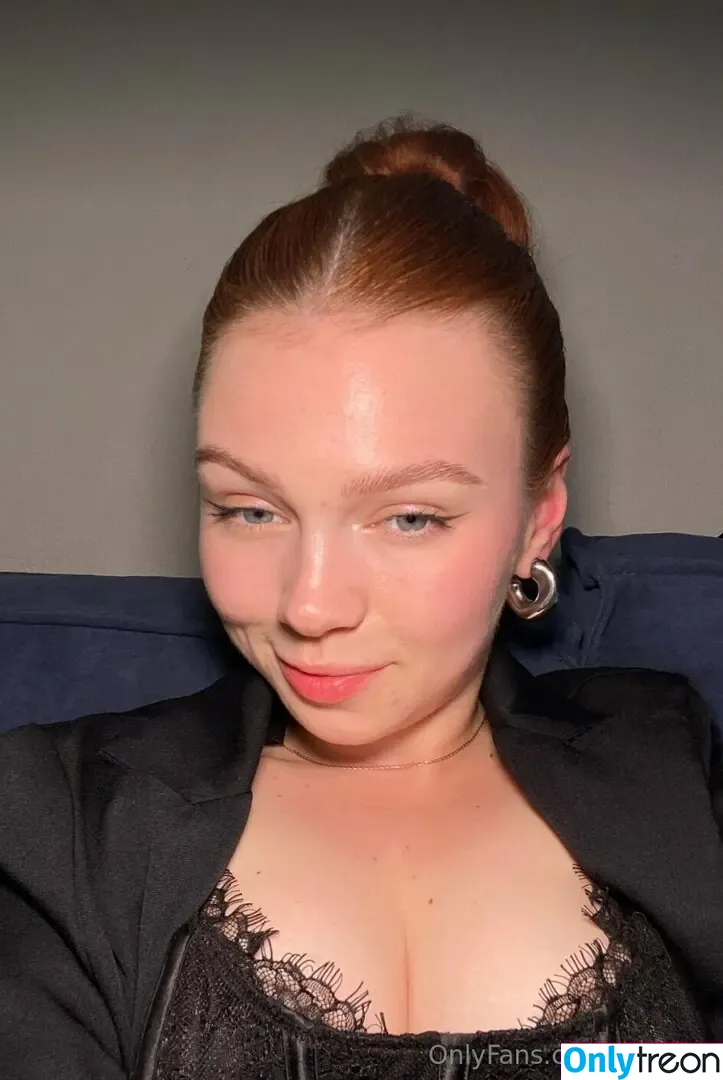 bb_foxy nude photo #0049 (bb_foxy)