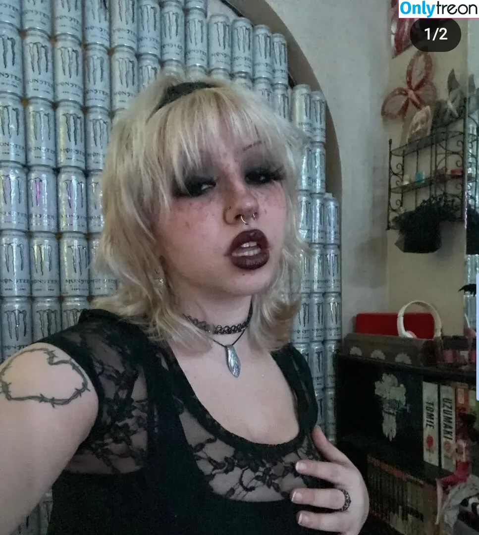 Bbabydollyy nude photo #0004 (Babydolly / V0l4til3)