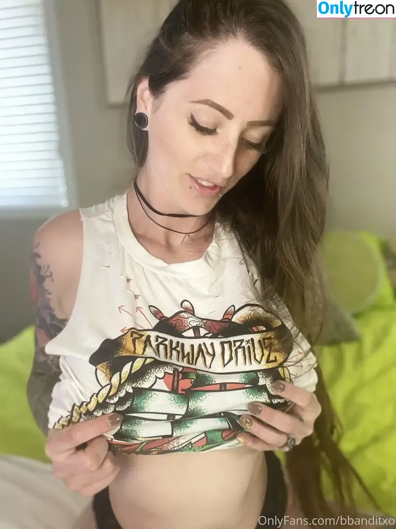 bbanditxo nude photo #0496 (Badlandbandit)