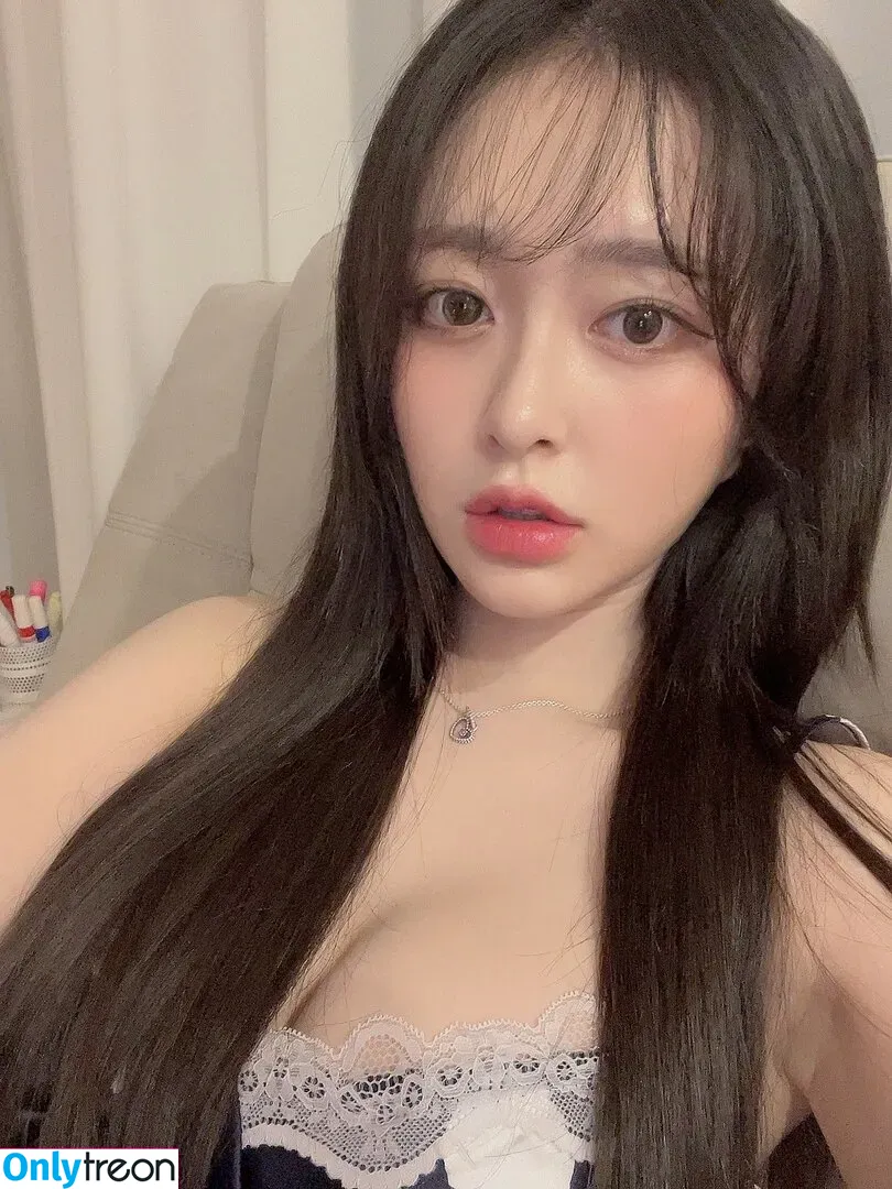 bbang9.2 nude photo #0011 (flower1023 / 김빵귤)