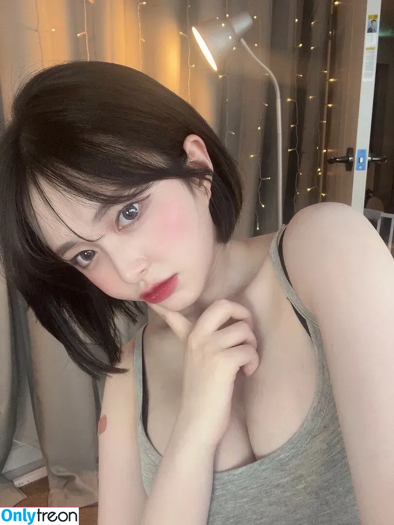 bbang9.2 nude photo #0017 (flower1023 / 김빵귤)