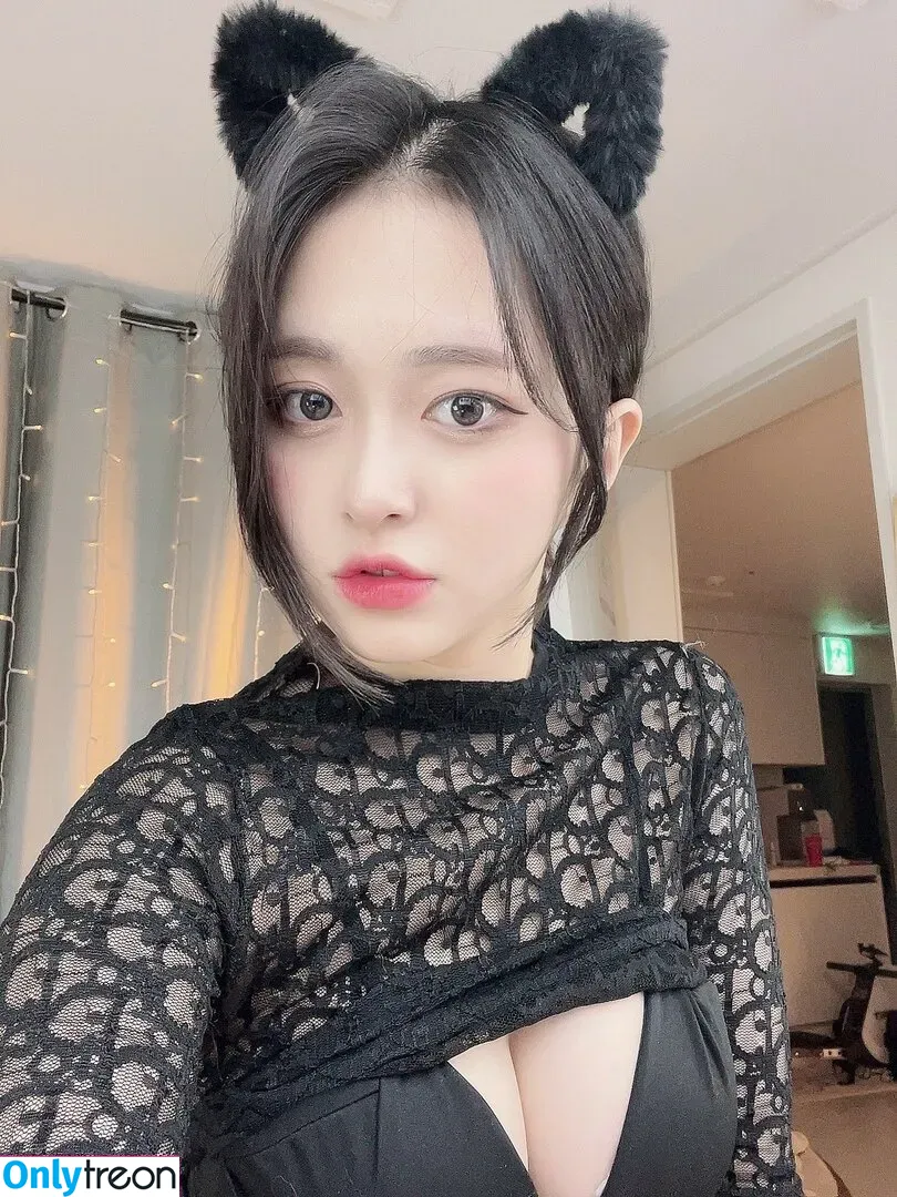 bbang9.2 nude photo #0026 (flower1023 / 김빵귤)