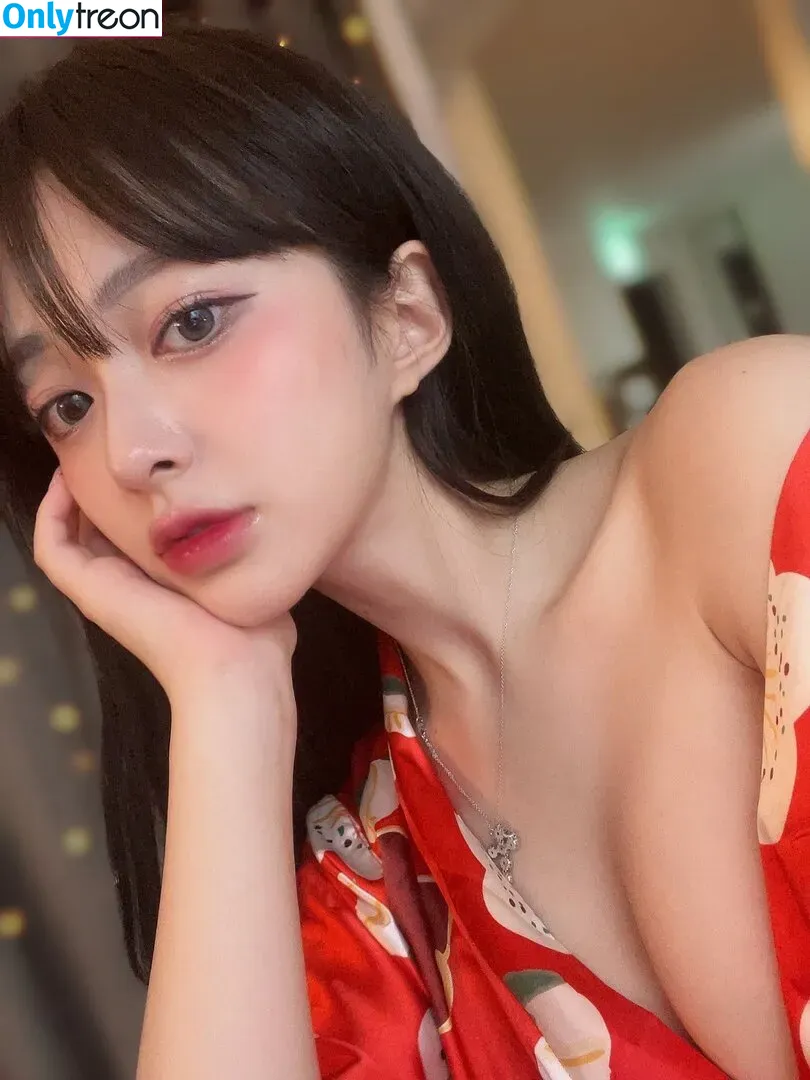 bbang9.2 nude photo #0030 (flower1023 / 김빵귤)