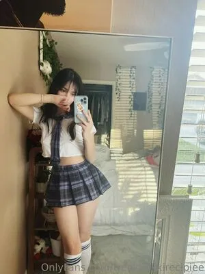 Bbaybeebirkin / beevibinn / chocoostrabieee / lilpinkiezzz / riukumabear nude photo #0044