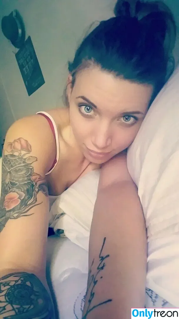 bbcaddictedwife nude photo #0016 (blueyyedbeautyy / reel)