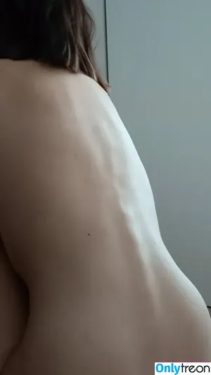 bbflybb1 / beatrice.elettra.zeno2 nude photo #0002