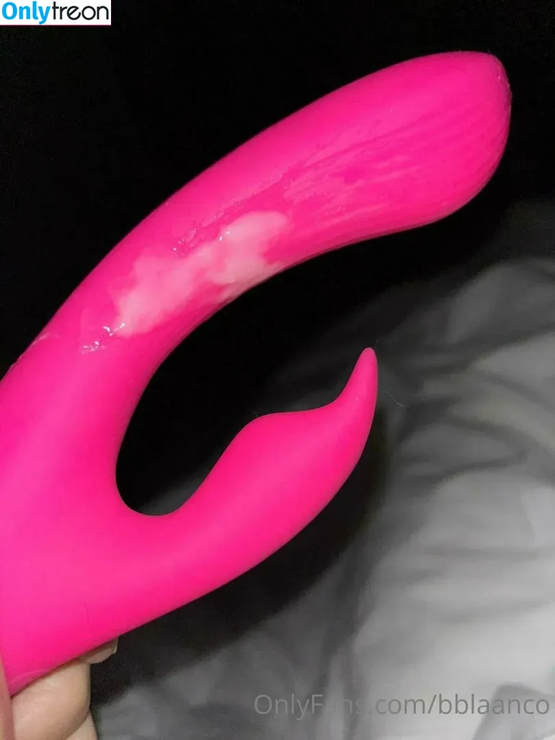 bblaanco nude photo #0011 (Blanquito)