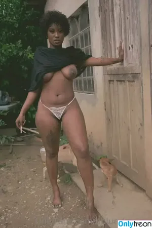 nude photo #0009