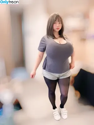 bbpigbbbb /  / BeBe / bbpigbebe / zzabbybaby / ベベ / 比比 nude photo #0325