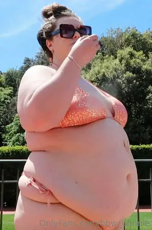 bbw_bonnie / bbwfeedeebonnie nude photo #0150