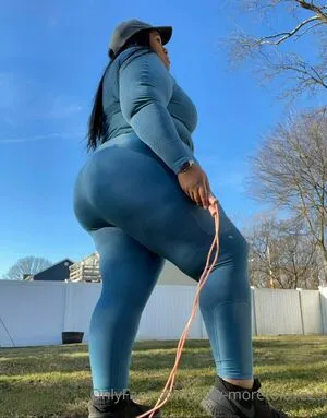 bbw-moretolove23 / bbw_curvz nude photo #0004