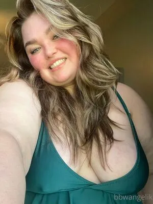bbwangelik / bwangelic nude photo #0470