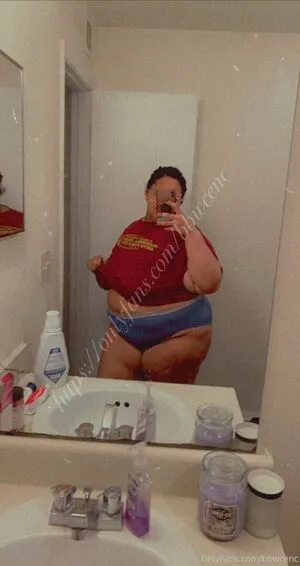 bbwcenc / bbw.cen nude photo #0011