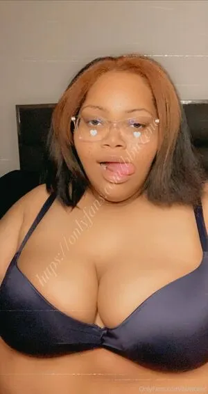 bbwcenc / bbw.cen nude photo #0017