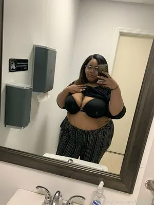 bbwcenc / bbw.cen nude photo #0027