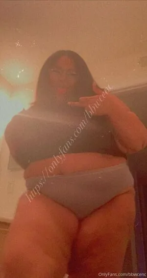 bbwcenc / bbw.cen nude photo #0037