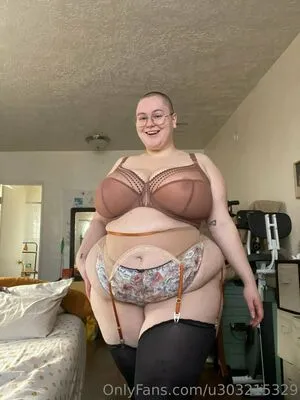 bbwfrogprincess / frogprincesscrafts nude photo #0015