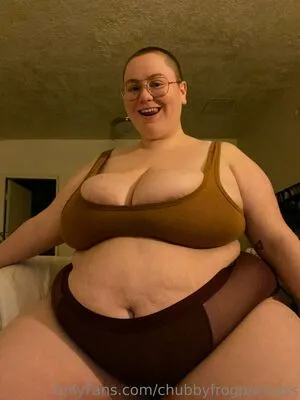 bbwfrogprincess / frogprincesscrafts nude photo #0037