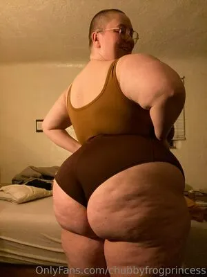 bbwfrogprincess / frogprincesscrafts nude photo #0040