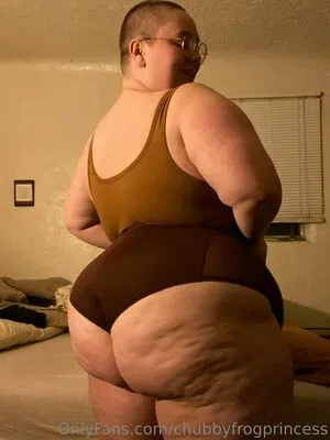 bbwfrogprincess / frogprincesscrafts nude photo #0043