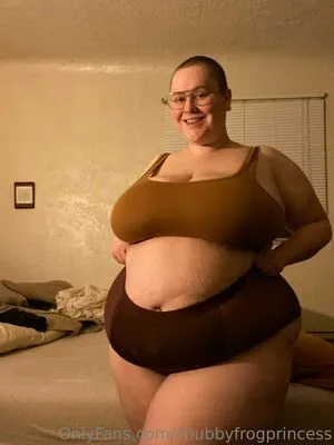 bbwfrogprincess / frogprincesscrafts nude photo #0045