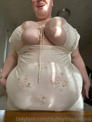 bbwfrogprincess / frogprincesscrafts nude photo #0066