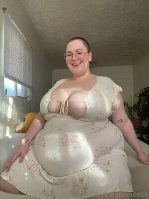 bbwfrogprincess / frogprincesscrafts nude photo #0068