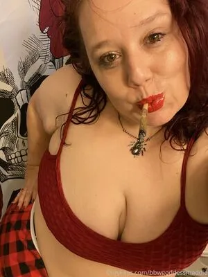 bbwgoddessmaddie / spoiled_goddeess nude photo #0012