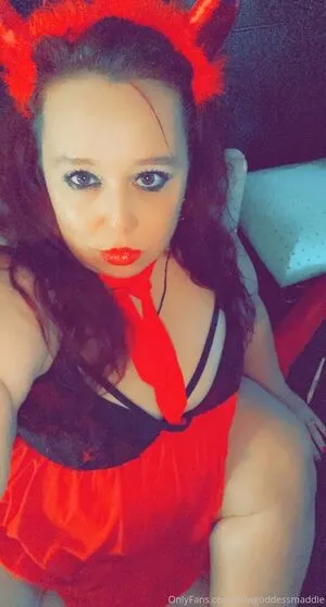 bbwgoddessmaddie / spoiled_goddeess nude photo #0017