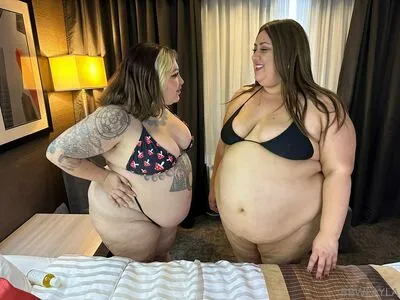 bbwlayla / bbw_layla nude photo #0550