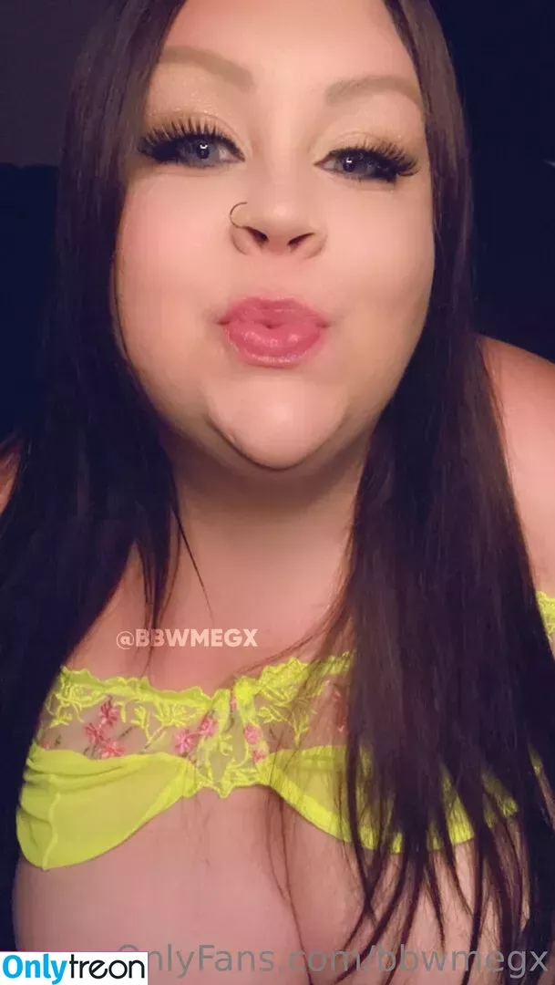 bbwmegx nude photo #0097 (meagangood)